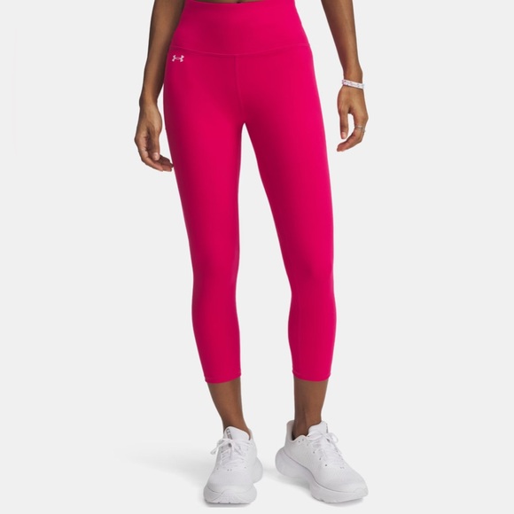 NWT Under Armour Women's Motion Capris - Picture 1 of 3